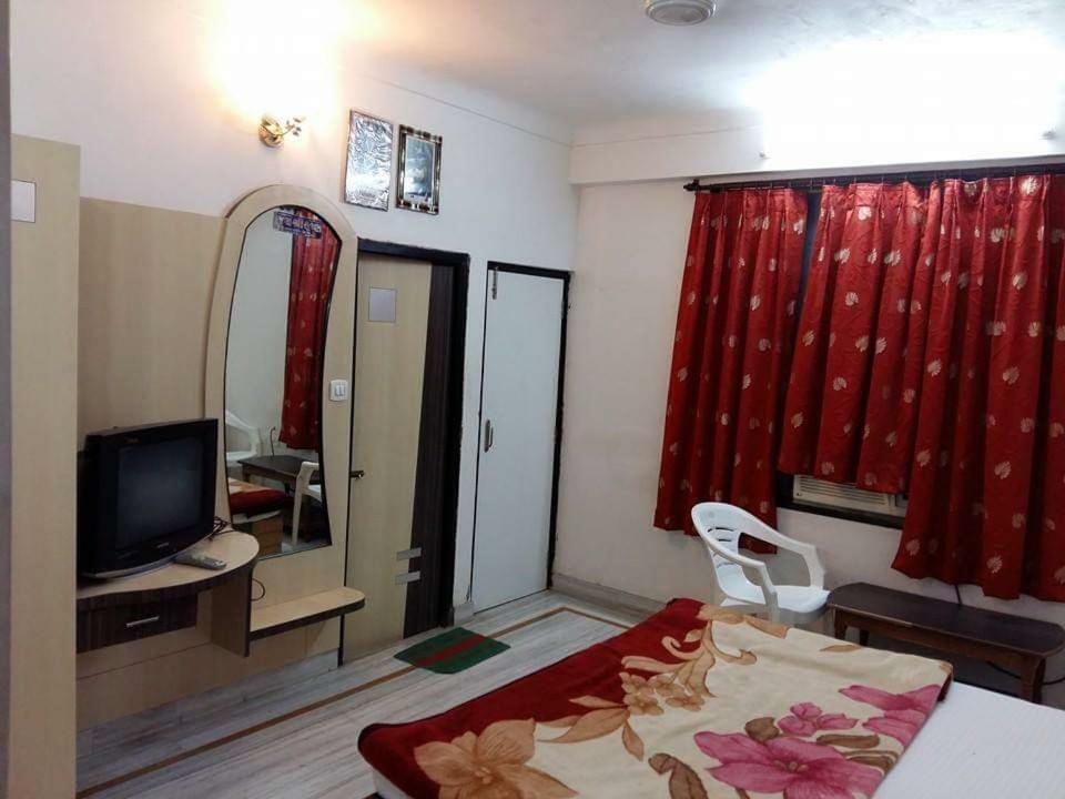 Hotel Shreeji Sharan Nāthdwāra Extérieur photo
